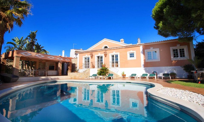 Carvoeiro Villa | 230 m² Villa ∙ 3 bedrooms ∙ 8 guests