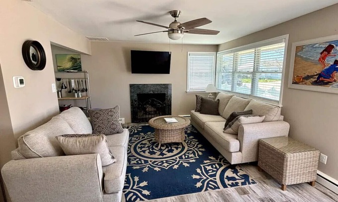 Brigantine House | 231 33rd St Unit A 2BR Beach Home Hideaway Parking