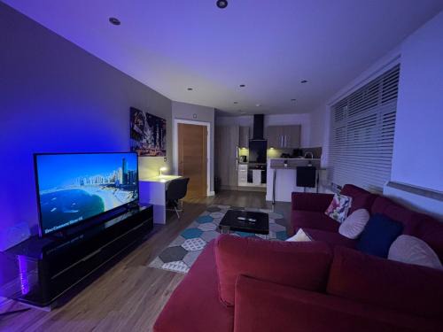 Birmingham City Centre Apartment | 24-7 Secured City Centre Apartments with Free Underground Parking and WiFi