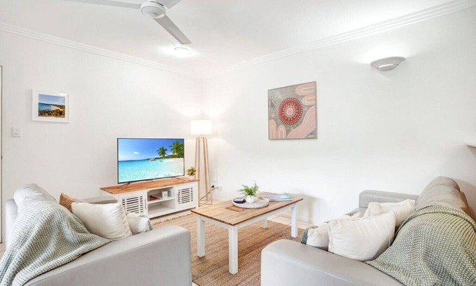 Port Douglas Apartment | 24 Central Plaza Port Douglas- Luxury 2-Bedroom Retreat with Pool & Resort Amenities Near Beach