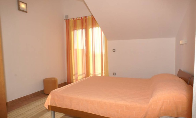 Gradac Apartment | 24 m² Studio flat ∙ 1 bedroom ∙ 3 guests
