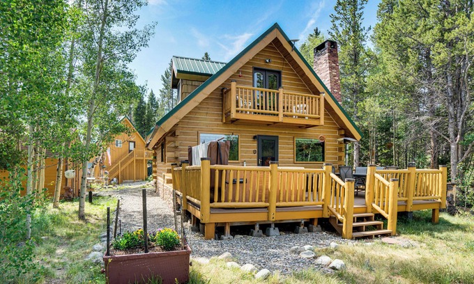Fairplay Cabin | 24STR-00023 Fairplay Cabin w/Hot Tub on 4 Acres!