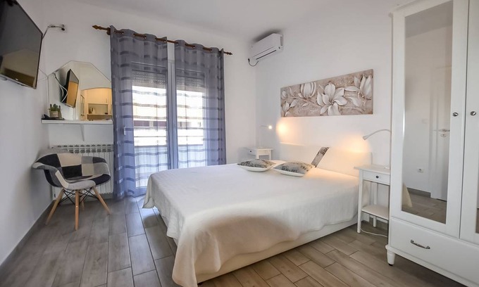 Sveti Filip i Jakov Apartment | 25 m² Apartment ∙ 2 guests