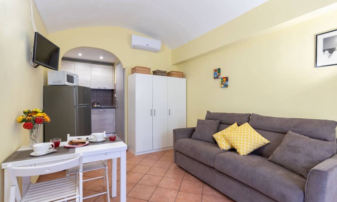 Historic Centre Apartment | 25 m² Apartment ∙ 1 bedroom ∙ 2 guests