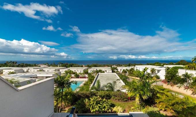 Merlin Bay Villa | 25 Pineapple Drive.