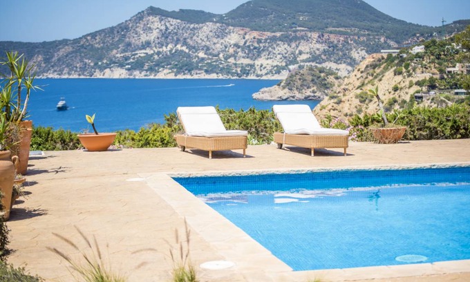 Sant Josep de sa Talaia Villa | 250 m² Villa ∙ 2 bedrooms ∙ 2 guests