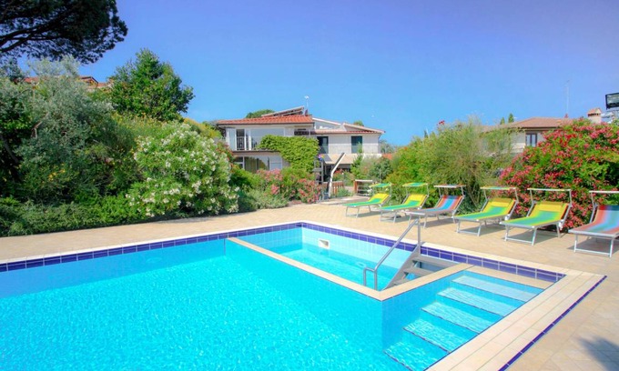 Bobolino Villa | 250 m² Villa ∙ 1 bedroom ∙ 13 guests