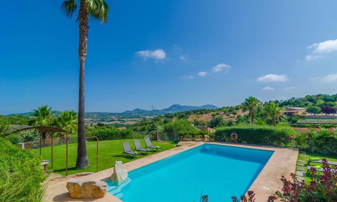 Manacor Villa | 250 m² Villa ∙ 4 bedrooms ∙ 8 guests