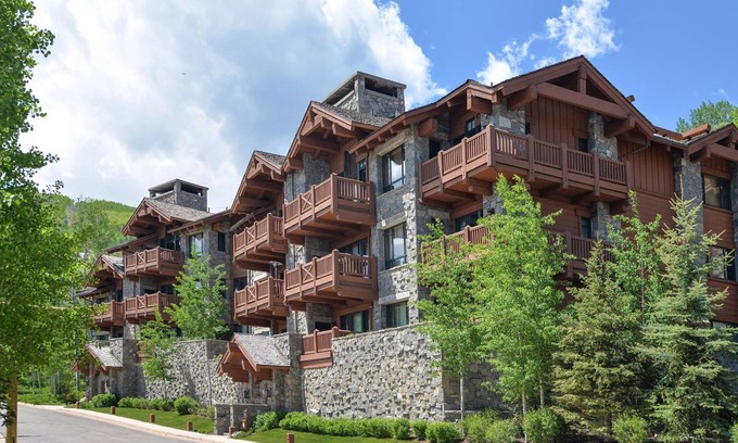 Avon Condo | 253 m² Condo ∙ 4 bedrooms ∙ 8 guests