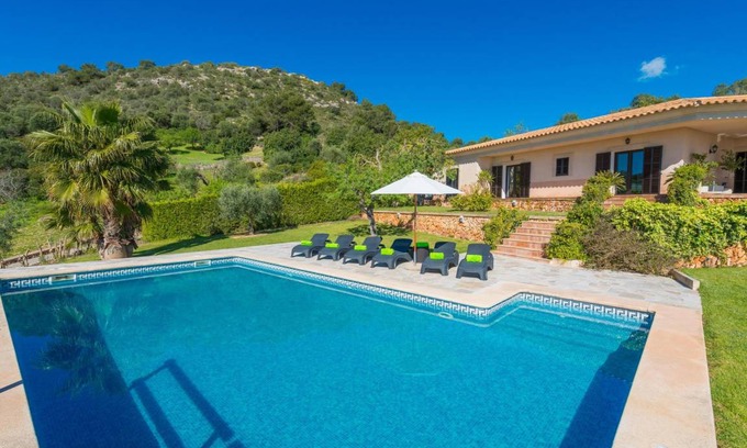Felanitx Villa | 257 m² Villa ∙ 3 bedrooms ∙ 6 guests