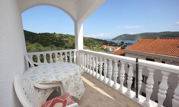 Cove Rogacic Apartment | 26 m² Apartment ∙ 1 bedroom ∙ 3 guests