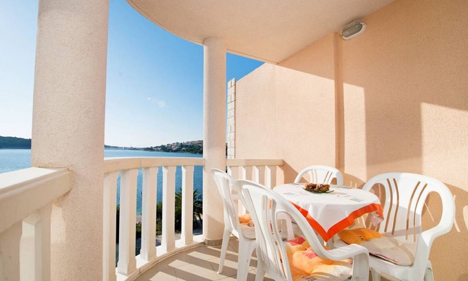 Rogoznica Apartment | 27 m² Apartment ∙ 1 bedroom ∙ 4 guests