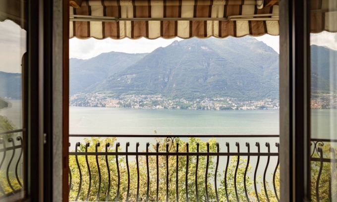 Riva Apartment | 270 View - MyHomeInComo