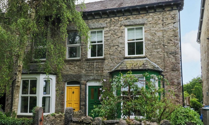 Silverdale Cottage | 28 ROCK VILLAS, pet friendly, with open fire in Silverdale