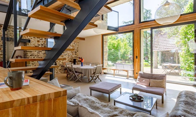 Saint-Pair-sur-Mer Other | 290 m² Accommodation ∙ 4 bedrooms ∙ 8 guests
