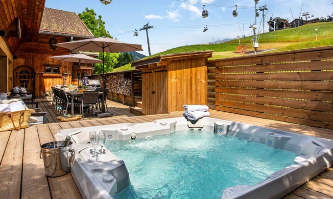 La Clusaz Ski Chalet | 290 m² Chalet ∙ 7 bedrooms ∙ 15 guests