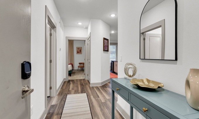 Fort Worth Apartment | 2B2B by TCU, Walkable, Pool View, King, Queen Beds with Pool & Gym Access