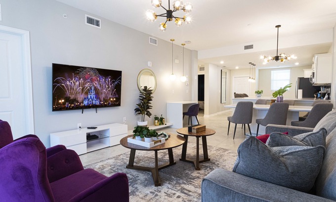 Kissimmee Condo | 2bd/2ba Brand new lake-view condo close to Disney