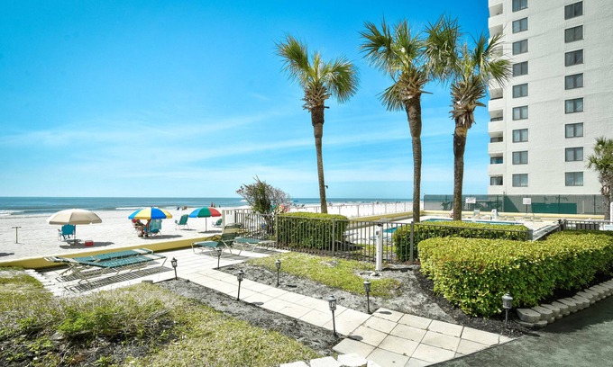 Myrtle Beach Condo | 2bed/2bath Brigadune 16B Oceanfront Condo.