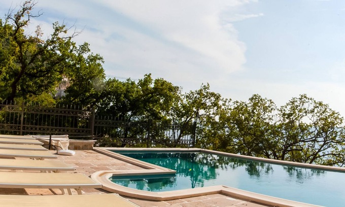 Rezevici Apartment | 2bedroom Apt #2 w/shared pool @Pietra Mare Apts