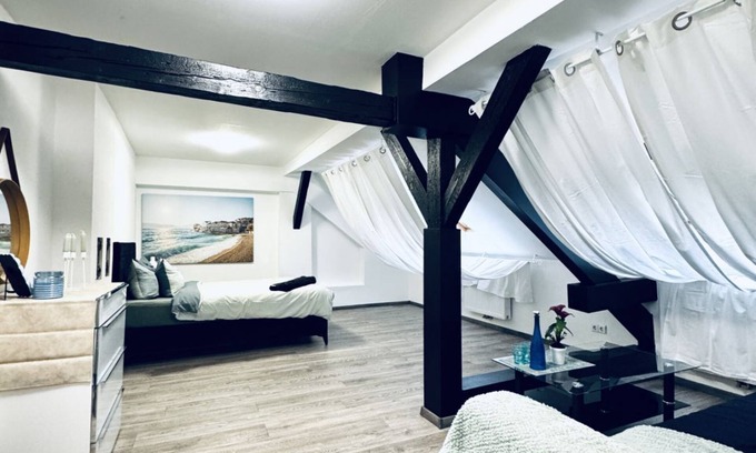 Klosterneuburg Apartment | 2BR&1LR Apt. Suitable for 7P, Peaceful Stay
