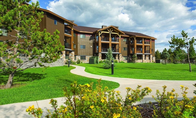 West Yellowstone Condo | 2BR/2Ba Worldmark Resort Condo, Best Pool TOP FLOOR! NICE!
