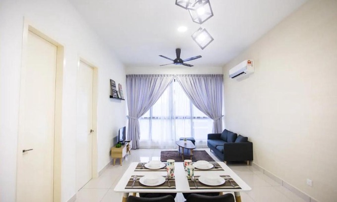 Gelang Patah Apartment | 2BR 6Pax Educity Eco Nest Modern Family suites