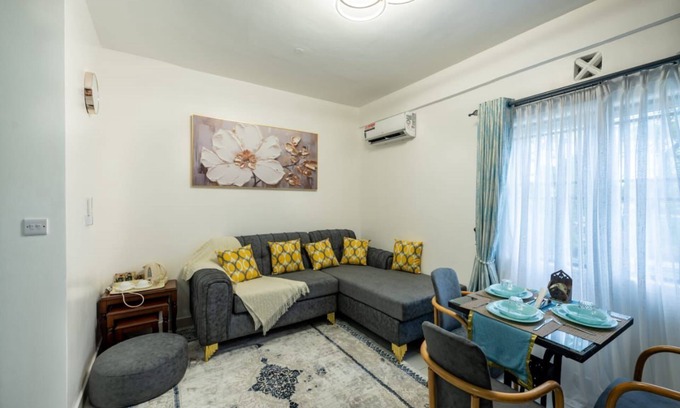 Mombasa Apartment | 2BR Apartment in Mombasa - Pool & Near Beach