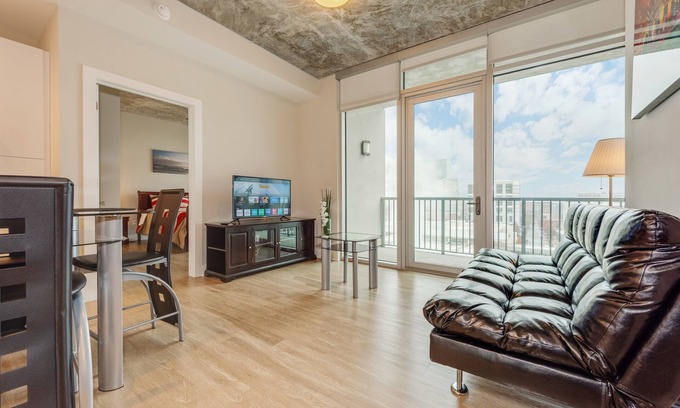 Second Ward Apartment | 2BR Apartment near Convention Center - No Balcony by RedAwning