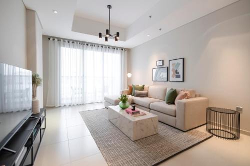 Jumeira 3 Apartment | 2BR API 1000 Community View Jumeirah
