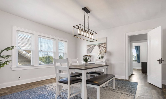 Canton Apartment | 2BR Beach Dreaming Apt in the Heart of Canton
