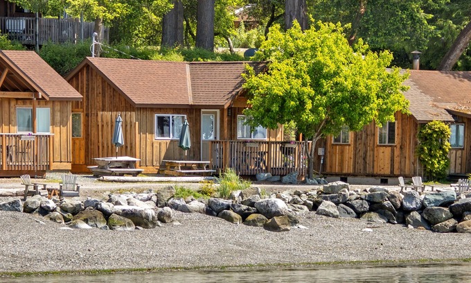 West Beach Cabin | 2BR Beachfront Cabin on epic west-facing beach beach with sunsets!