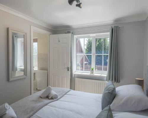 Bowthorpe House | 2br Chapel Break Parking Kitchen Fast Wifi