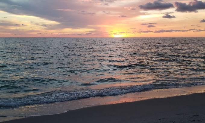 Englewood Condo | 2BR Condo w/4 Kayaks and Paddle Board!