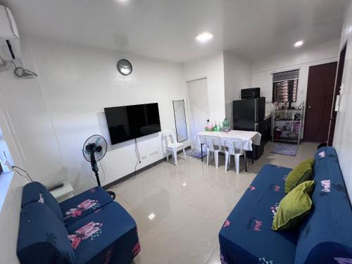 Talomo District Apartment | 2BR Ground Level Entire Condo Central Aircon Sleeps 4