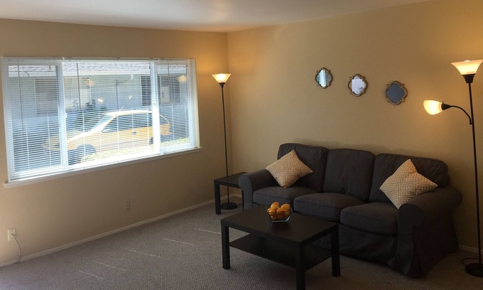 Old Palo Alto Apartment | !!! 2BR is located at Downtown Palo Alto!