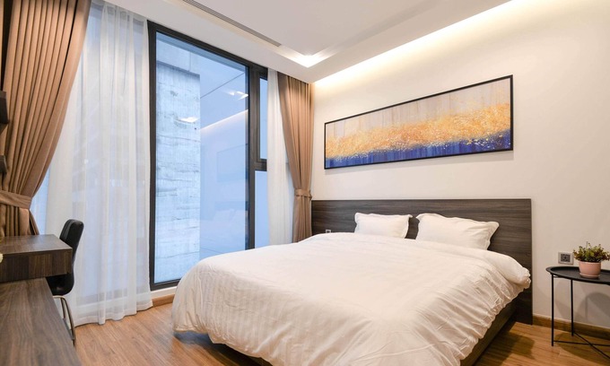 Ngoc Khanh House | 2BR - MODERN SERVICED APARTMENT WITH LAKE VIEW
