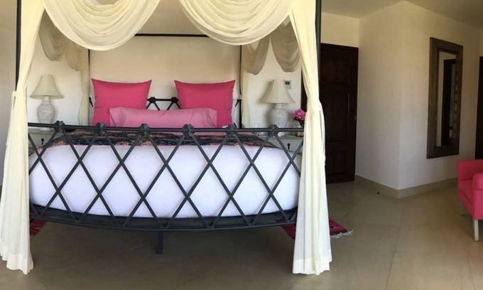 Los Cabos Villa | 2BR Villa with Ocean View and Pool