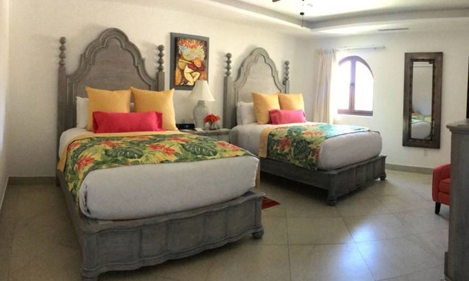 Los Cabos Villa | 2BR Villa with Ocean View and Pool