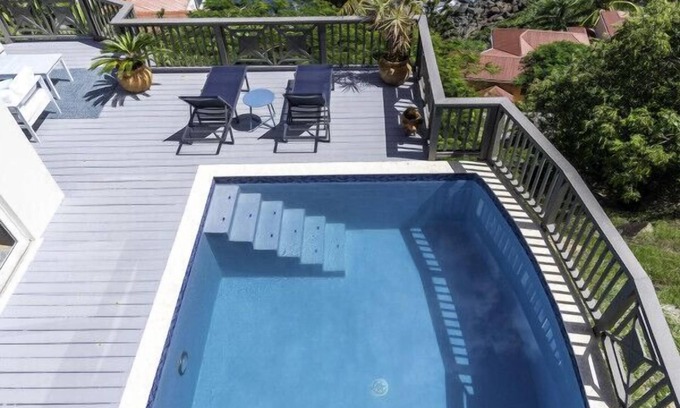 Caret Bay Apartment | 2BR With incredible views, private pool & free concierge
