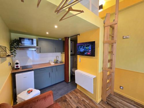 Issy-les-Moulineaux Apartment | 2D- Studio tout équipé confort 5stars Idéal proche Paris
