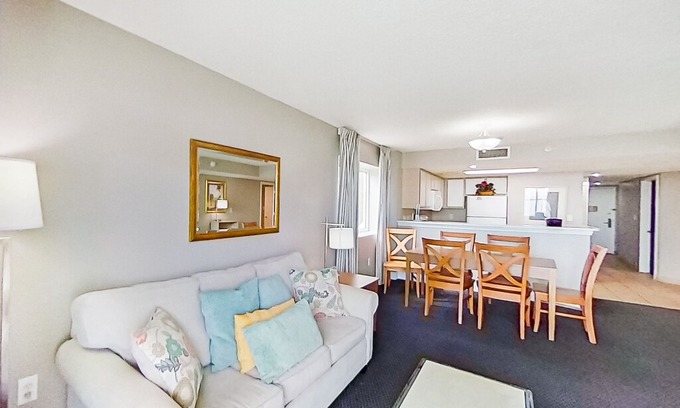 Myrtle Beach Condo | 2nd Floor Oceanfront Snowbird Friendly Condo w/ Shared Pool/Hot Tub, AC, WiFi!