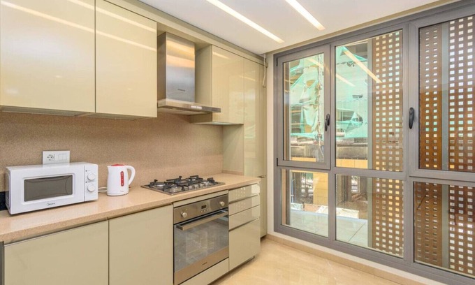 Beirut Central District Apartment | 2nd Lvl Solidere 2-BR · Flute 2- Bedroom Apartment At Kantari Beirut