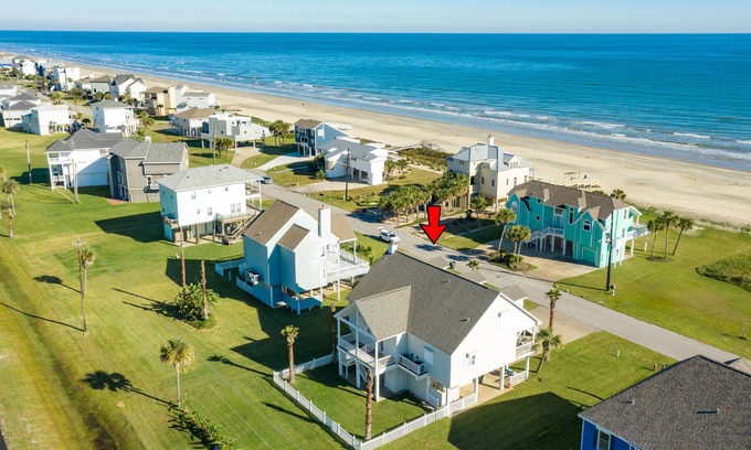 Indian Beach House | 2nd Row Dog Friendly Home w/Gulf views, Covered Deck, Close to Beach