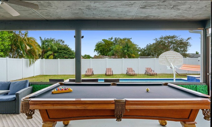 Whisper Walk House | 3/2 in Boca Raton Heated Salt Pool + Pickleball
