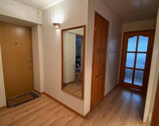 Prienai Apartment | 3 Bd Grd Floor Apt sleeps 6, 10 min to Birstonas