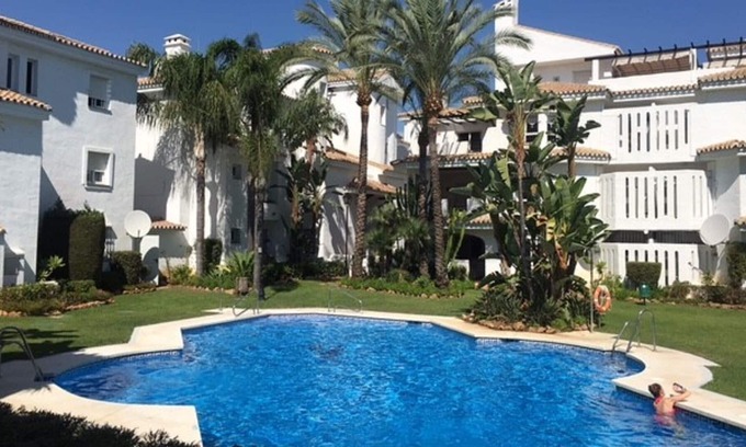 Marbella Apartment | 3 bed Apartment with Free Wifi