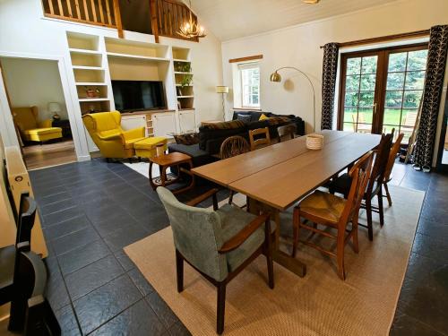 Kirriemuir House | 3 Bed in Kirriemuir 96317