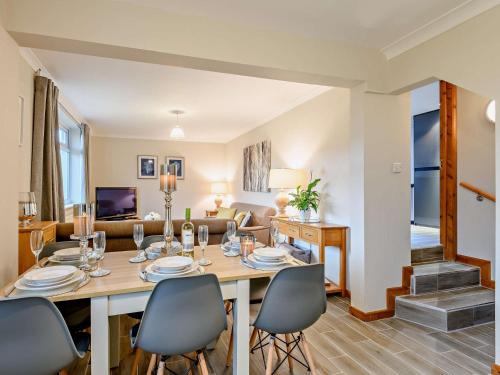 West Lulworth House | 3 Bed in Lulworth Cove 82367
