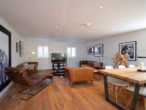 Tetbury Apartment | 3 Bed in Tetbury 44955